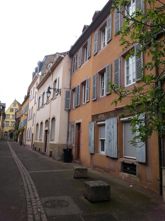 L'Ours De Colmar - Appartements En Centre Ville Exterior foto